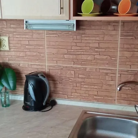 شقة Apartman Vanessa بييشتِني